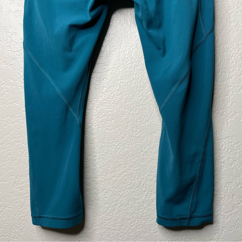 Athleta Blue Workout Leggings Crop 3 Pockets - Picture 10 of 12